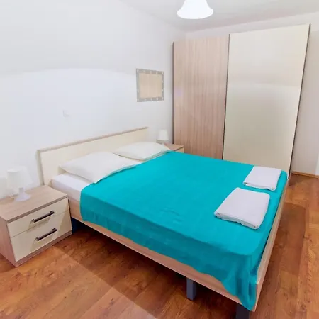 Bosankic Apartamento *